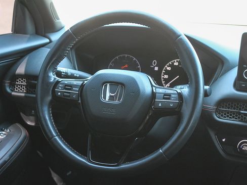 Used 2024 Honda HR-V Sport image 17