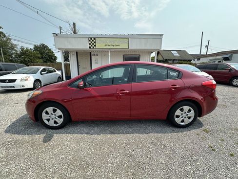 Used 2015 Kia Forte LX w/ Popular Package FWD image 2