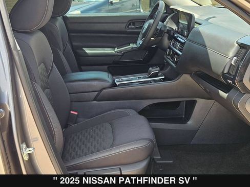 Used 2025 Nissan Pathfinder SV FWD image 29