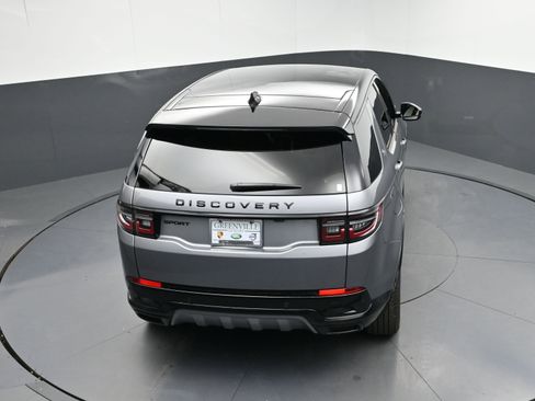 New 2024 Land Rover Discovery Sport Dynamic SE image 34
