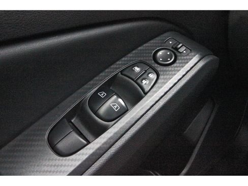 Certified 2025 Nissan Altima 2.5 S FWD image 24