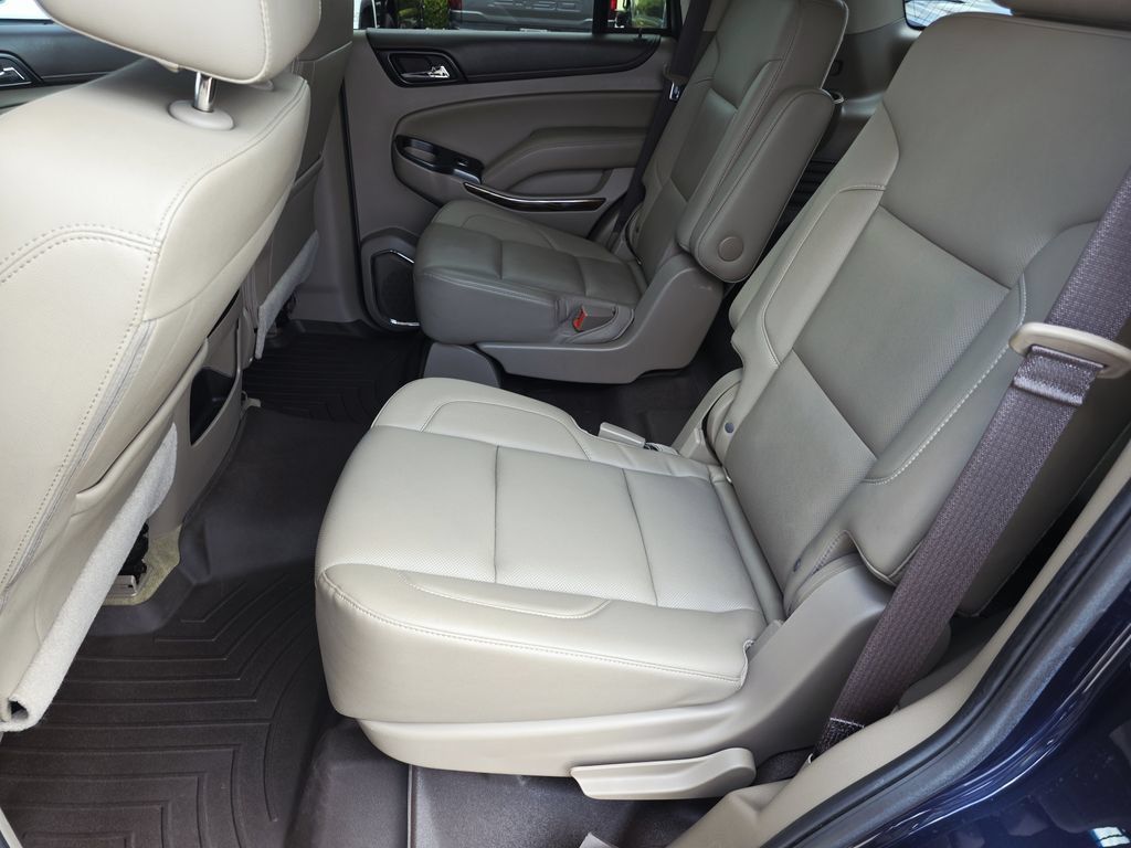 Used 2017 GMC Yukon SLT RWD image 15