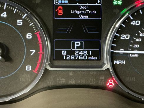 Used 2017 Subaru Forester 2.5i Limited image 17