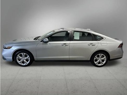 Certified 2024 Honda Accord LX image 3