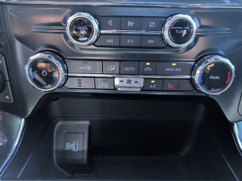 Used 2022 Ford F150 XLT w/ Equipment Group 302A High AWD/4WD image 20