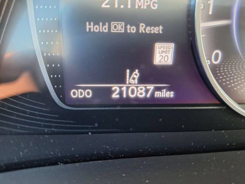 Used 2020 Lexus ES 350 w/ Premium Package FWD image 20
