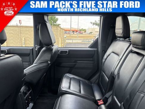 Used 2025 Ford Bronco Outer Banks AWD/4WD image 14