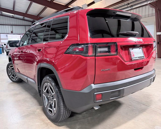 Used 2026 Jeep Cherokee Limited AWD/4WD image 6