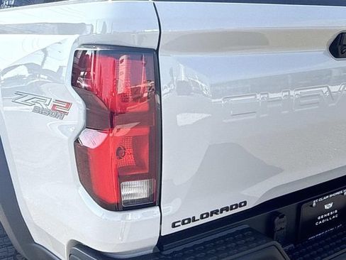 Used 2026 Chevrolet Colorado ZR2 w/ ZR2 Bison Edition AWD/4WD image 9