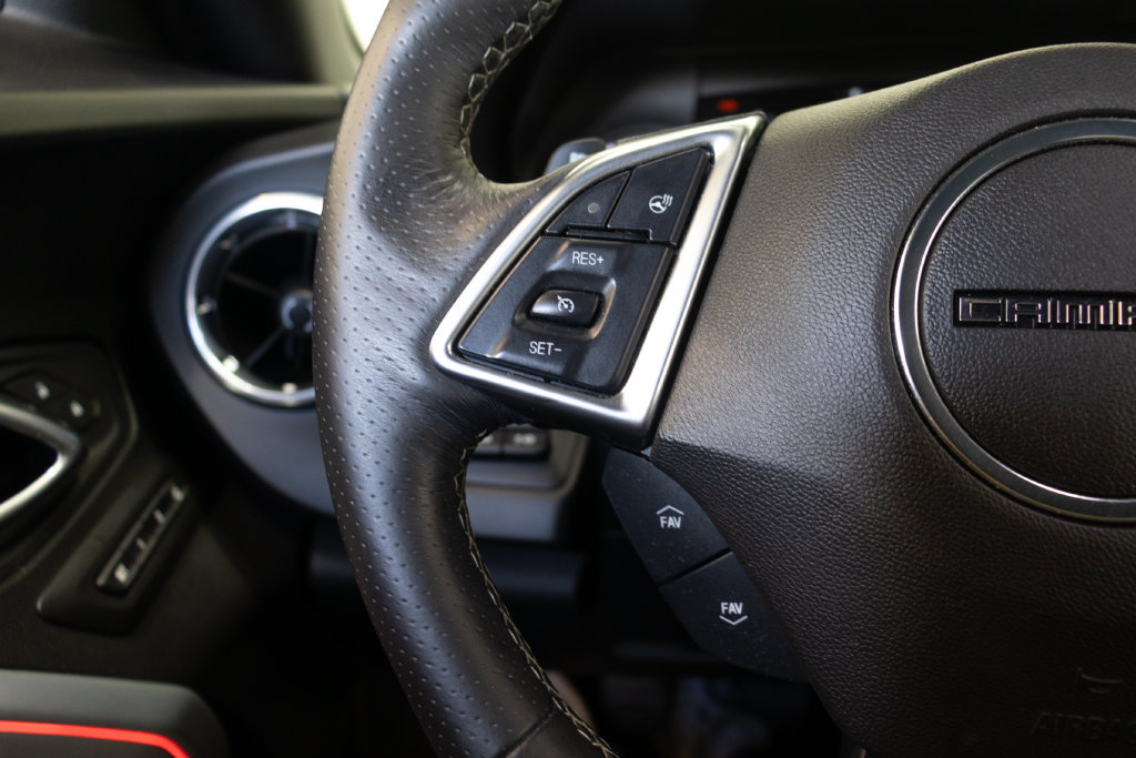 Used 2018 Chevrolet Camaro SS RWD image 26