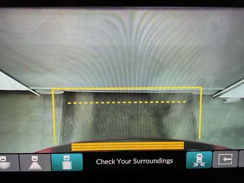 New 2026 Honda Odyssey Touring image 17