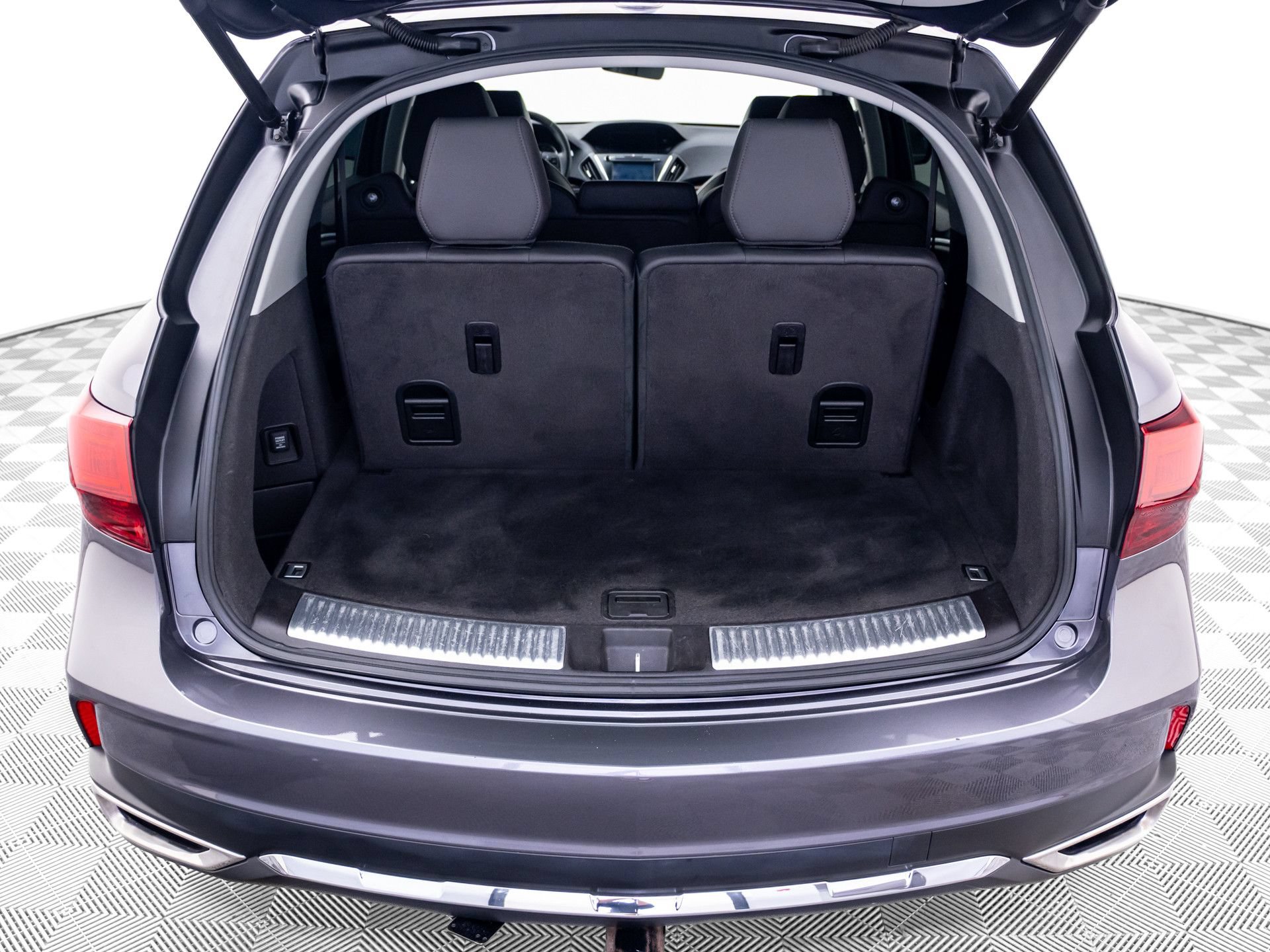 Used 2018 Acura MDX w/ Technology Package AWD/4WD image 29