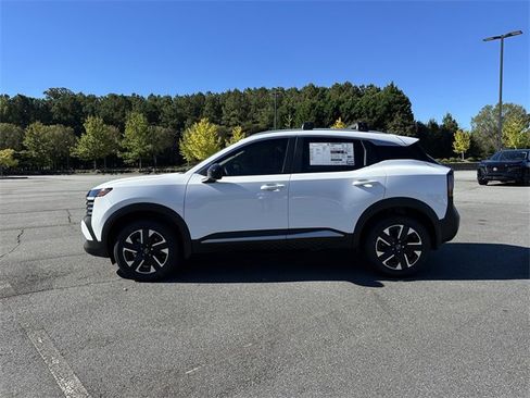 New 2026 Nissan Kicks SV w/ SV Premium Package image 5