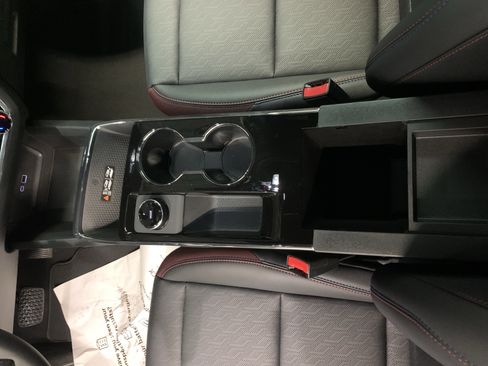 New 2026 Chevrolet Equinox RS image 13