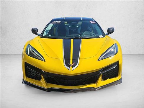 Used 2025 Chevrolet Corvette Z06 RWD image 2