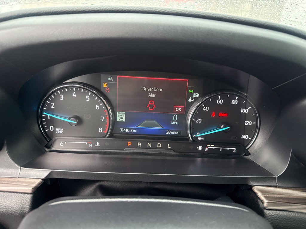 Used 2023 Ford Explorer Limited RWD image 4
