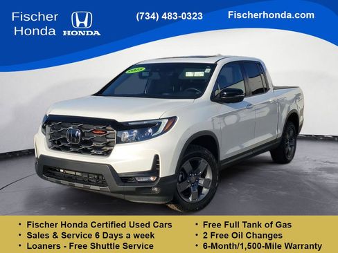 Certified 2025 Honda Ridgeline TrailSport image 1