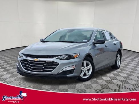 Used 2023 Chevrolet Malibu LS FWD image 1