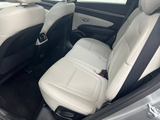 Used 2023 Hyundai Tucson SEL w/ Convenience Package AWD/4WD image 11