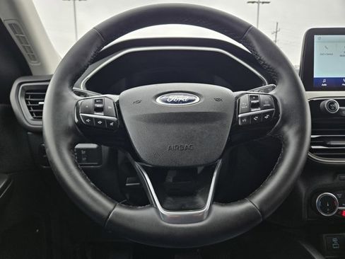 Certified 2022 Ford Escape SE w/ Convenience Package image 17