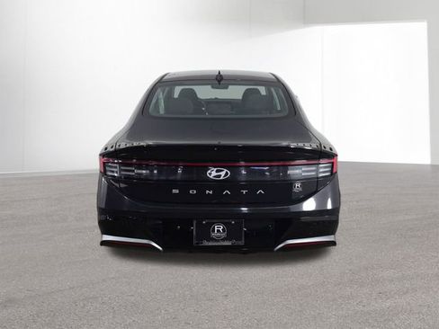 Used 2024 Hyundai Sonata SEL FWD image 15