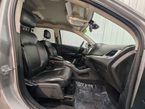Used 2019 Dodge Journey GT AWD/4WD image 21