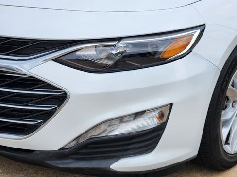 Used 2024 Chevrolet Malibu LT FWD image 10
