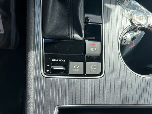 New 2026 Toyota Sienna XLE image 7