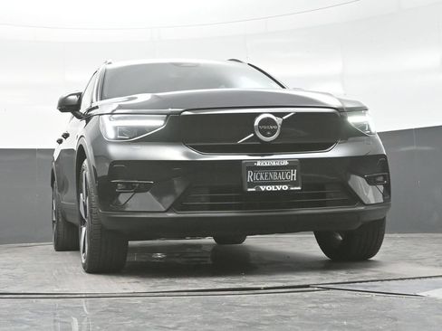 Used 2023 Volvo XC40 Recharge Ultimate w/ Protection Package Premier AWD/4WD image 24