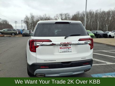 Used 2023 GMC Acadia SLE image 7