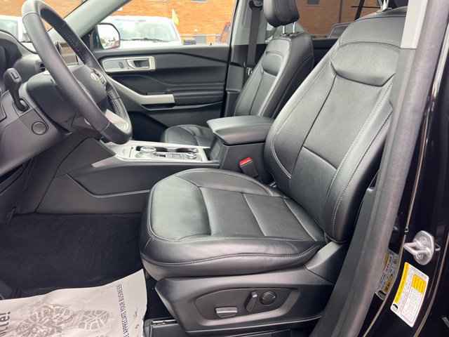 Certified 2024 Ford Explorer Limited w/ Equipment Group 301A AWD/4WD image 21