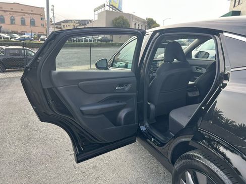 Used 2024 Nissan Ariya FWD image 49