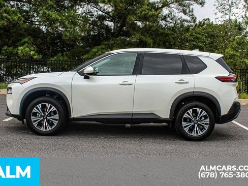 Used 2023 Nissan Rogue SV FWD image 6