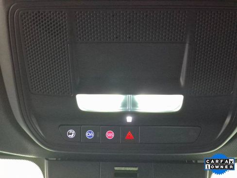 Certified 2025 Buick Enclave Preferred image 19