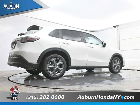 New 2026 Honda HR-V LX image 21