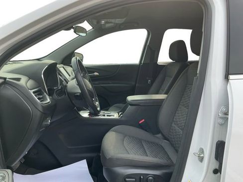 Used 2020 Chevrolet Equinox LT image 10