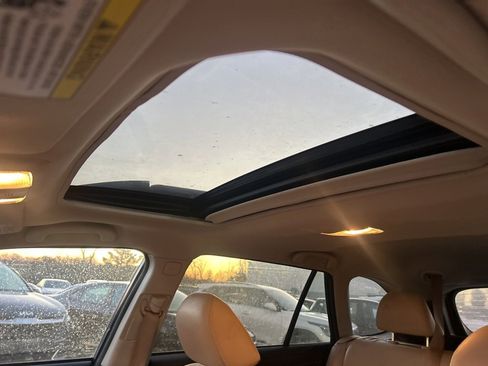 Used 2016 Subaru Outback 2.5i Limited image 10