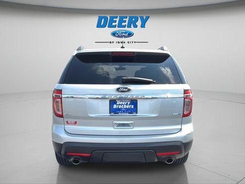 Used 2014 Ford Explorer XLT AWD/4WD image 5