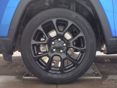 Used 2022 Jeep Compass Altitude image 3