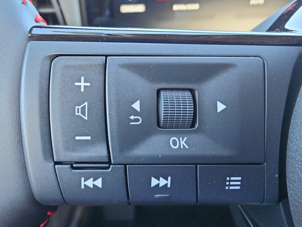 New 2027 Nissan Kicks SR AWD/4WD image 31