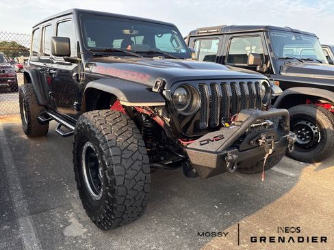 Used 2022 Jeep Wrangler Unlimited Rubicon w/ Cold Weather Group AWD/4WD image 1