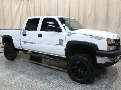 Used 2006 Chevrolet Silverado 2500 W/T w/ Heavy-Duty Power Package