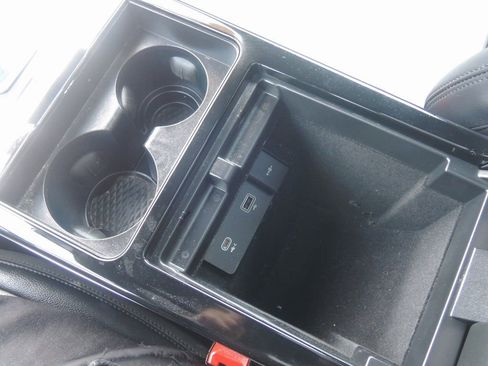 Used 2022 Land Rover Range Rover Evoque R-Dynamic S image 23