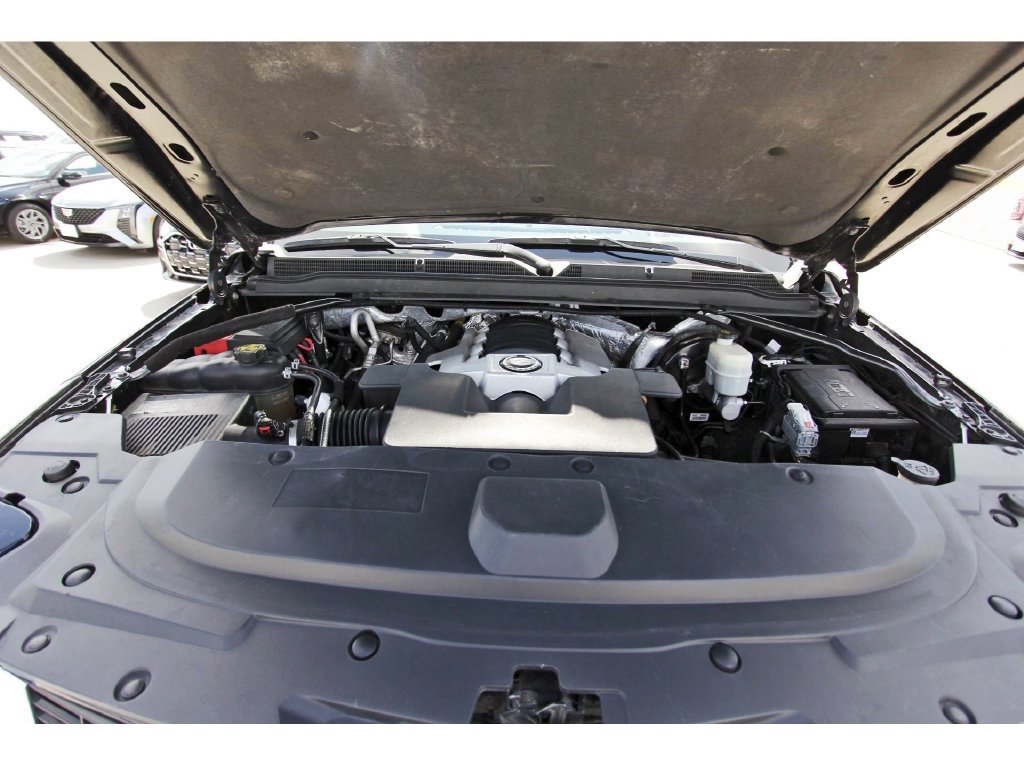 Used 2015 Cadillac Escalade ESV Premium RWD image 31