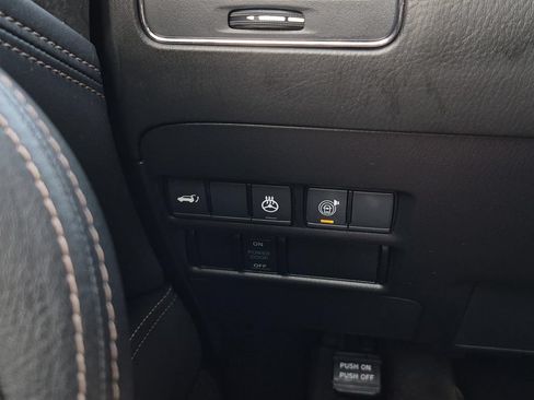 Used 2024 Nissan Armada Platinum w/ Captain's Chairs Package RWD image 22