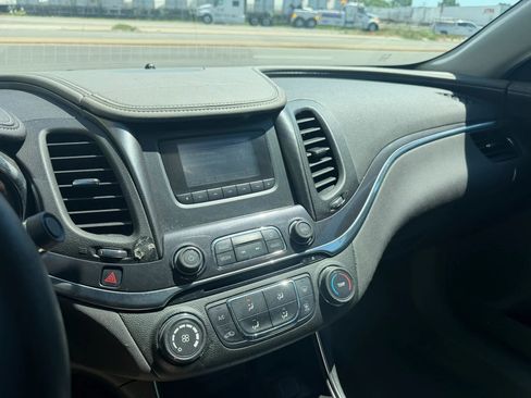 Used 2014 Chevrolet Impala LS w/ LS Convenience Package FWD image 18