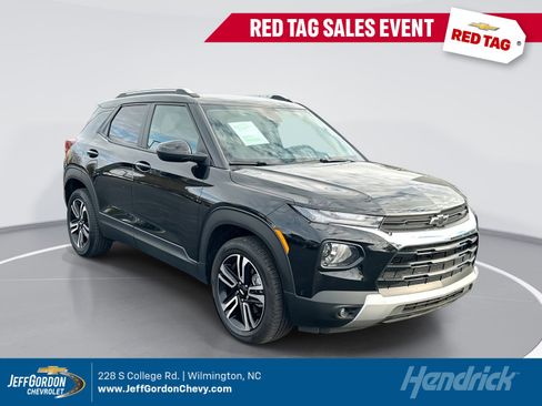 Certified 2023 Chevrolet TrailBlazer LT w/ Convenience Package image 1