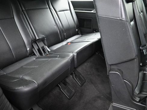 Used 2018 Ford Expedition XLT w/ Equipment Group 202A image 10