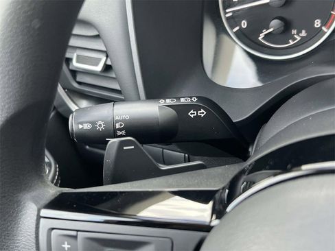 Certified 2023 Nissan Rogue SV image 23