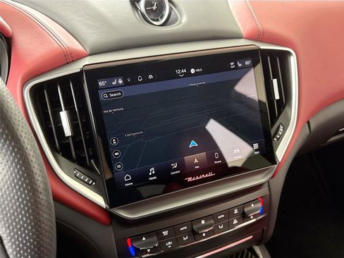 Used 2022 Maserati Ghibli Trofeo image 20